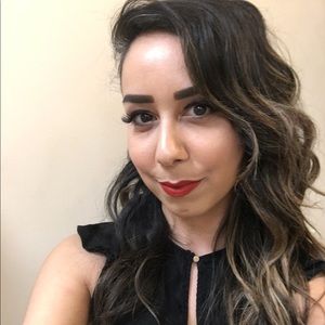 Meet your Posher, Mariam